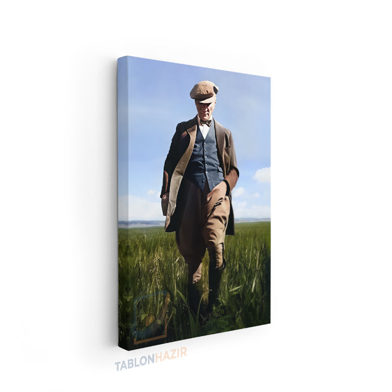 Dikey Kanvas Tablo Salon Duvar Tablosu Tarlada Atatürk Renkli Yeni Ev Hediyesi Ofis Tablosu