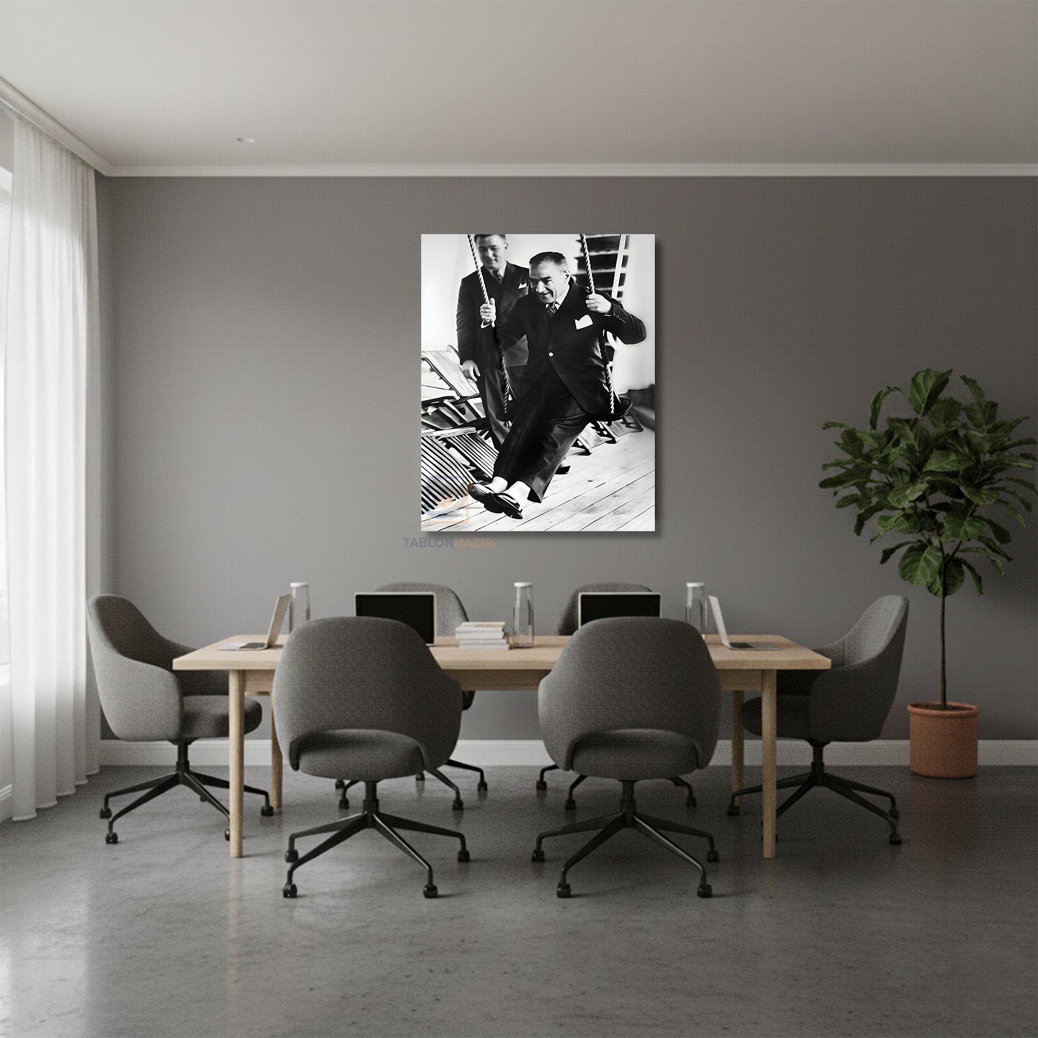 Dikey Kanvas Tablo Salon Duvar Tablosu Salıncakta Atatürk Yeni Ev Hediyesi Ofis Tablosu